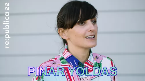 Porträtfoto von #rp22-Sprecherin Pinar Yoldas