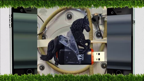 Ein schlecht auf einen USB Stick getaptes Plastikpferd vor der Rückseite einer Waschmaschine vor zwei 3d generierten Smartphones, umrahmt von Kunstrasen.