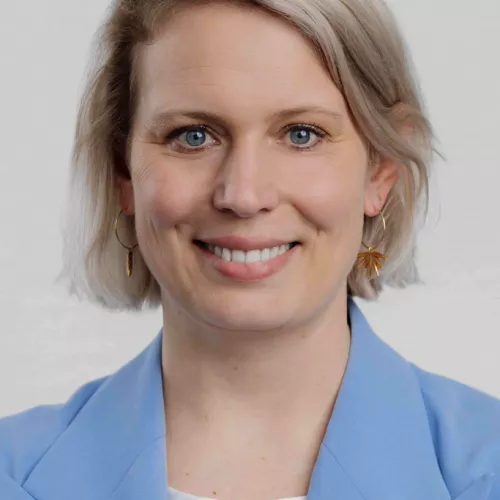 Dr. Lisa Irwin-Bross