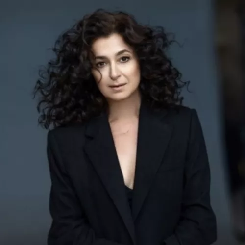 Ece Temelkuran