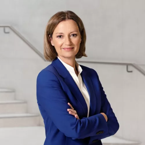Bettina Schausten 