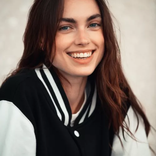 Charleen Weiss Portrait