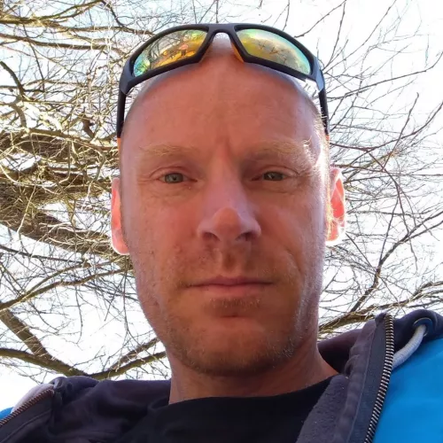 Andreas, strategischer Projektmanager der DLR Quanteninitiative