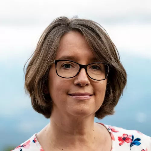 Porträtfoto von Heike Wörlen