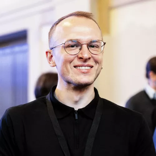 Dominik Theis 