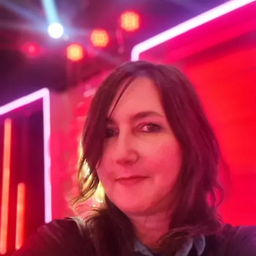 Nahe Portraitaufnahme im Fernsehstudio