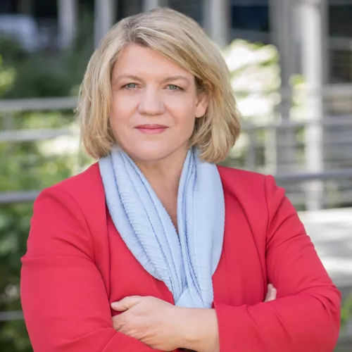 Portraitfoto Stefanie Schoeneborn