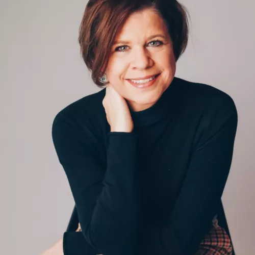 Hier ist ein Portrai von Bettina Kohlrausch